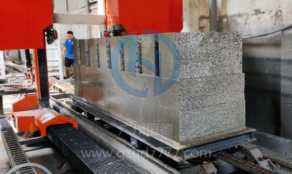 新一代保温节能一体化墙体 聚苯颗粒自保温砌块生产设备造