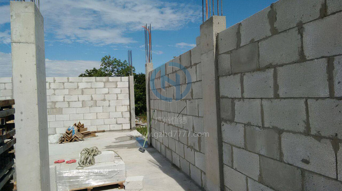新一代墙体保温砌块：匀质自保温砌块的应用